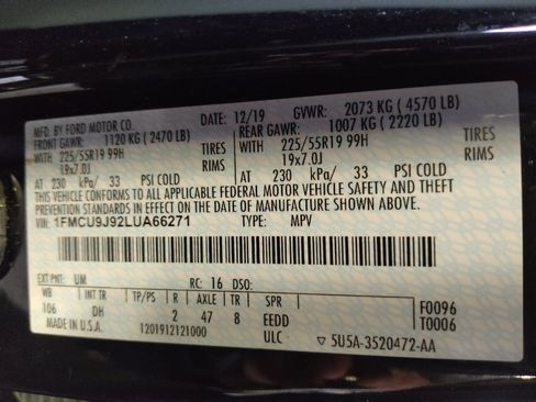 Used 2020 Ford Escape Titanium AWD/4WD image 33