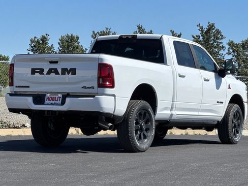 New 2026 RAM 2500 Laramie AWD/4WD image 3