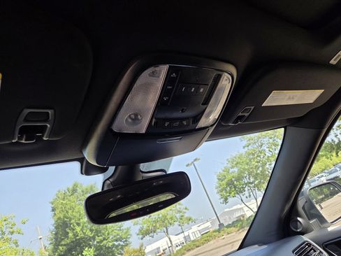 Used 2024 Dodge Durango GT RWD image 14