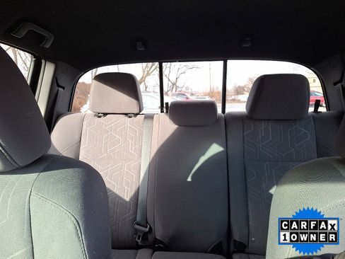 Used 2019 Toyota Tacoma TRD Sport image 39