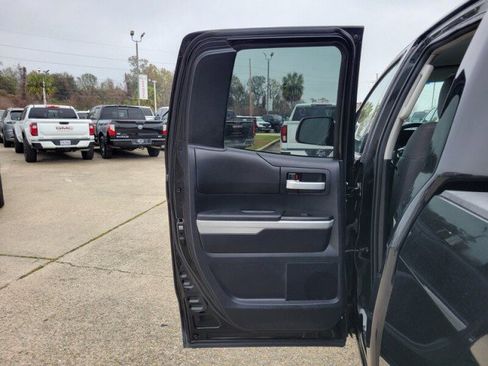 Used 2016 Toyota Tundra SR5 image 27