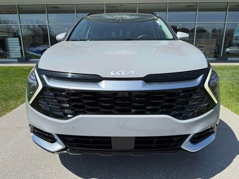 Used 2024 Kia Sportage SX image 3
