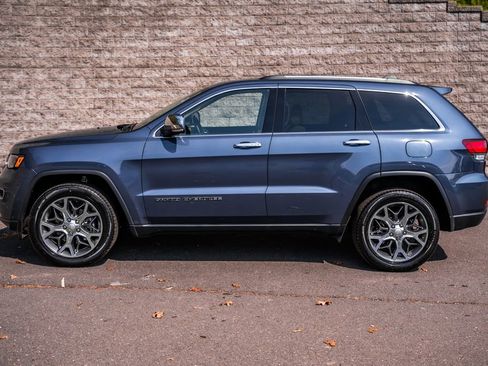 Used 2020 Jeep Grand Cherokee Limited w/ Luxury Group II image 9