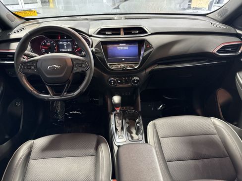 Used 2023 Chevrolet TrailBlazer RS w/ Sun and Liftgate Package AWD/4WD image 30