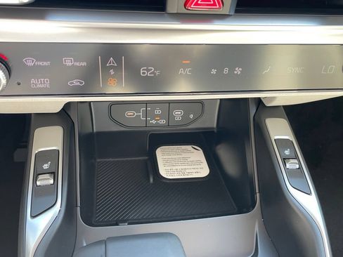 New 2026 Kia Sorento S FWD image 18