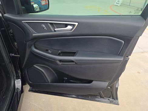 Used 2019 Ford Edge SEL w/ Equipment Group 201A FWD image 26