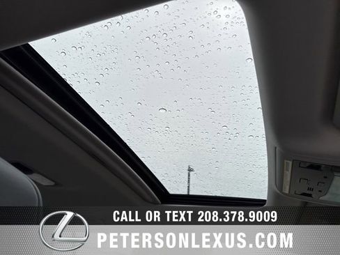 Used 2020 Lexus LX 570 4WD w/ Luxury Package image 14
