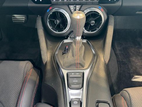Used 2022 Chevrolet Camaro ZL1 RWD image 15