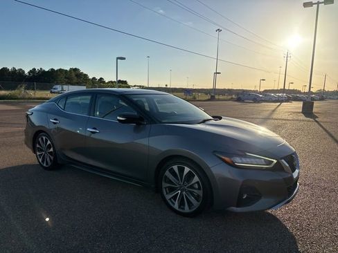 Used 2023 Nissan Maxima Platinum w/ Sport Mat Group image 5