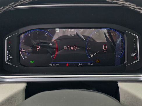 New 2025 Volkswagen Taos SEL image 20