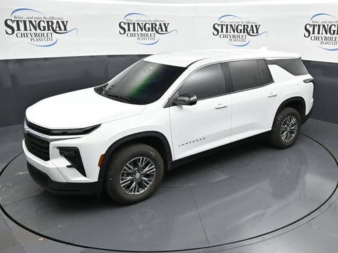 Certified 2024 Chevrolet Traverse LS FWD image 20