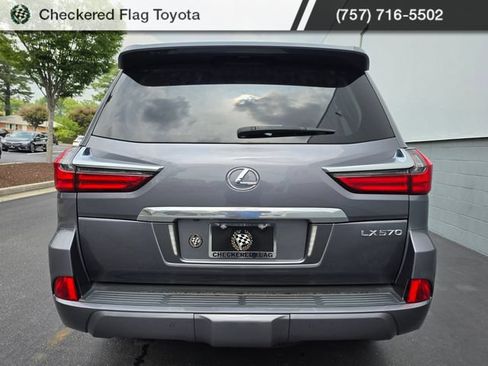 Used 2018 Lexus LX 570 4WD w/ Luxury Package image 6