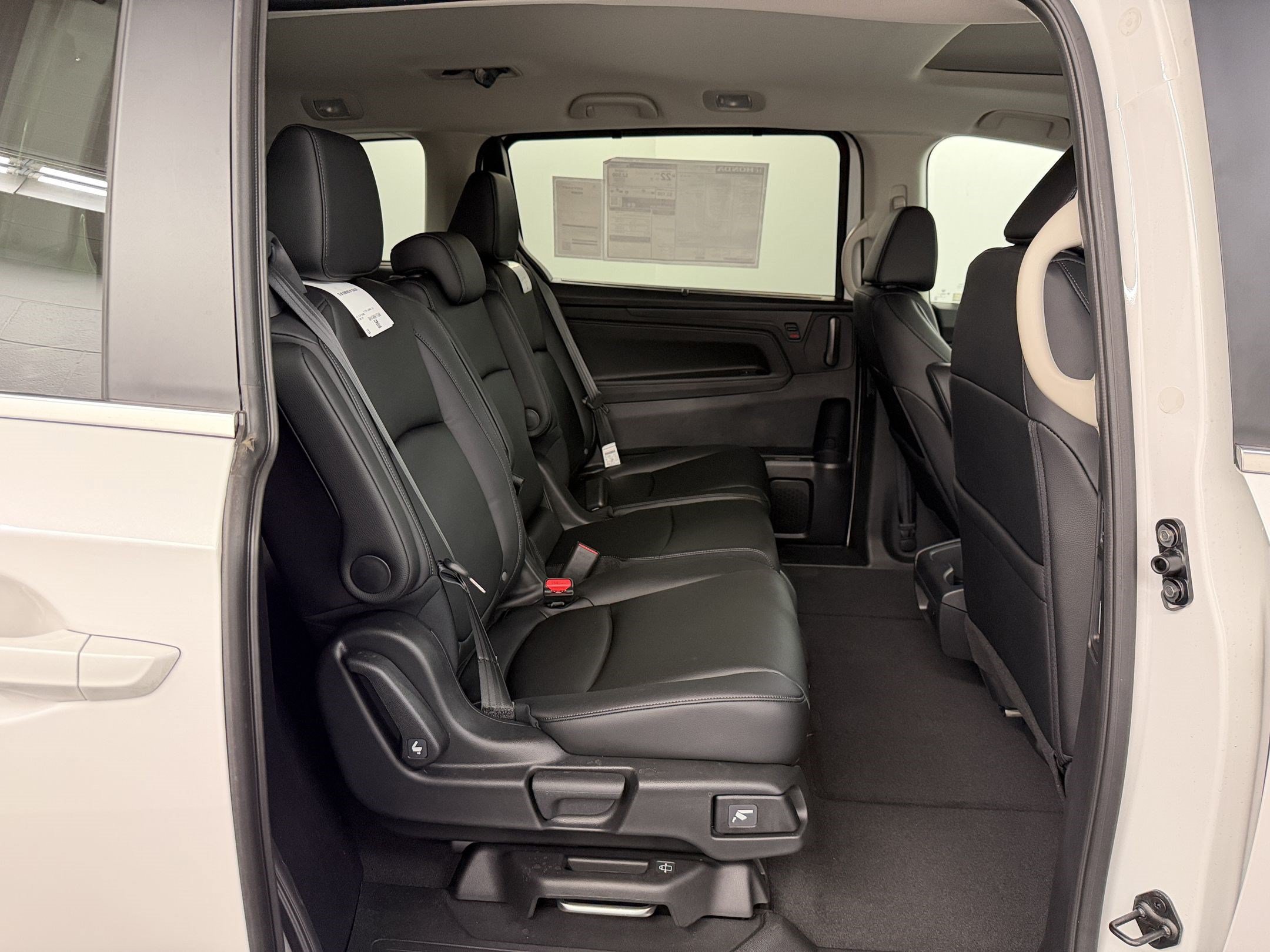 New 2027 Honda Odyssey EX-L image 30