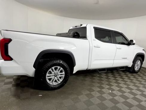 Used 2025 Toyota Tundra SR5 w/ SR5 Premium Package AWD/4WD image 5