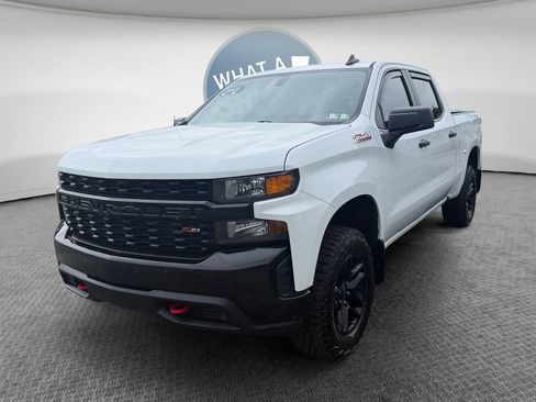 Certified 2019 Chevrolet Silverado 1500 Custom Trail Boss w/ Custom Convenience Package AWD/4WD image 8