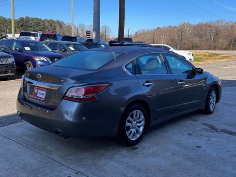 Used 2015 Nissan Altima 2.5 S w/ Power Driver Seat Package image 6