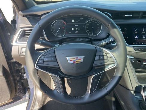 Certified 2025 Cadillac XT5 Premium Luxury image 27