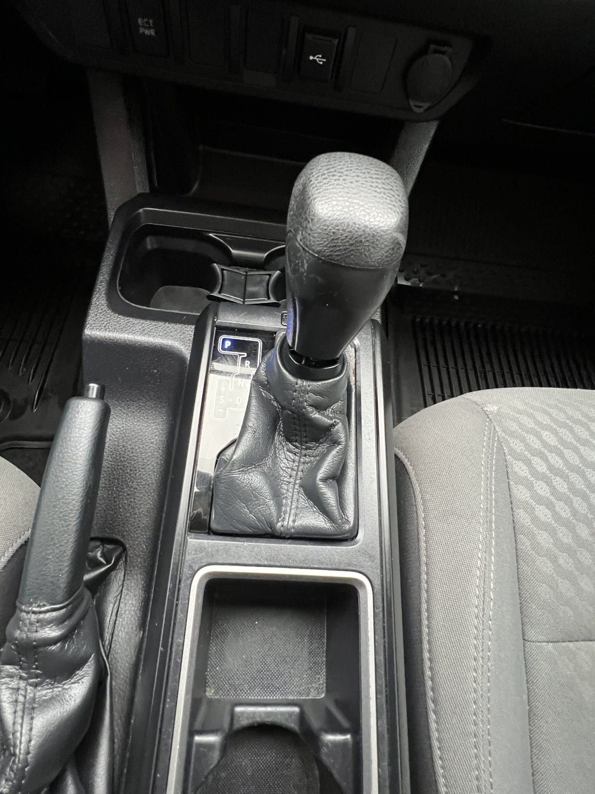 Used 2021 Toyota Tacoma SR AWD/4WD image 21
