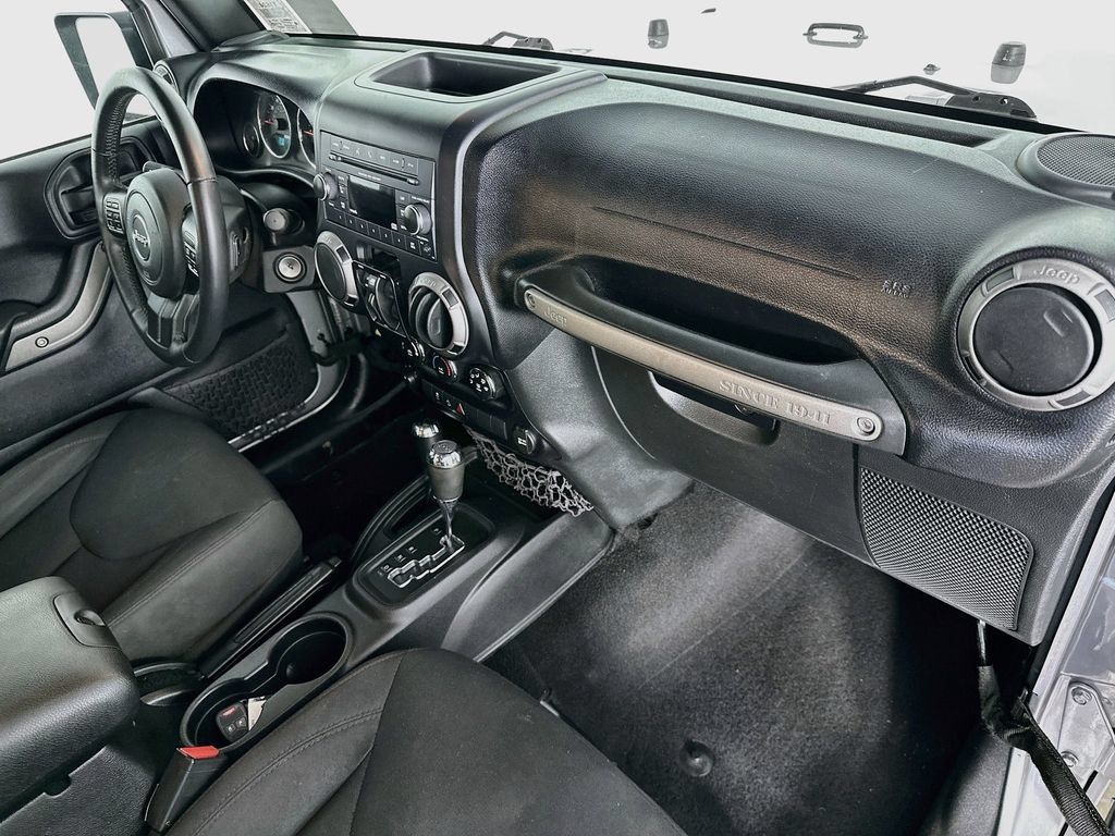 Used 2016 Jeep Wrangler Unlimited Sport w/ Quick Order Package 24S AWD/4WD image 26