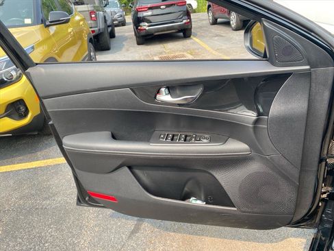 Certified 2024 Kia Forte GT-Line FWD image 22