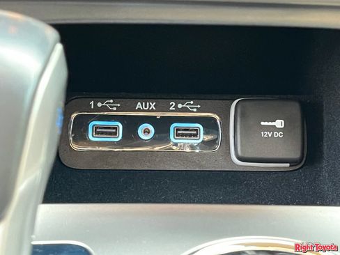 Used 2022 Jeep Grand Cherokee Laredo E RWD image 26