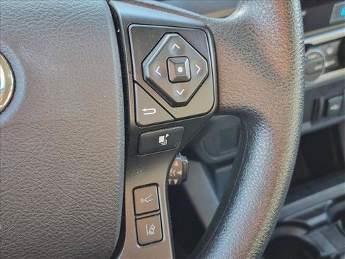 Used 2021 Toyota Tacoma SR AWD/4WD image 13