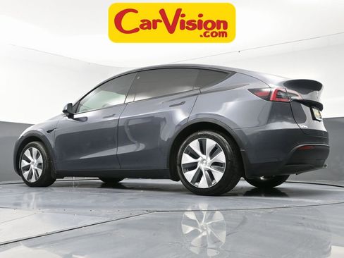 Used 2021 Tesla Model Y Long Range image 54