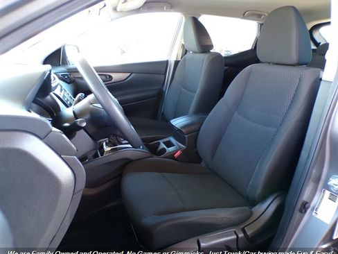 Used 2017 Nissan Rogue Sport S w/ S Appearance Package FWD image 17