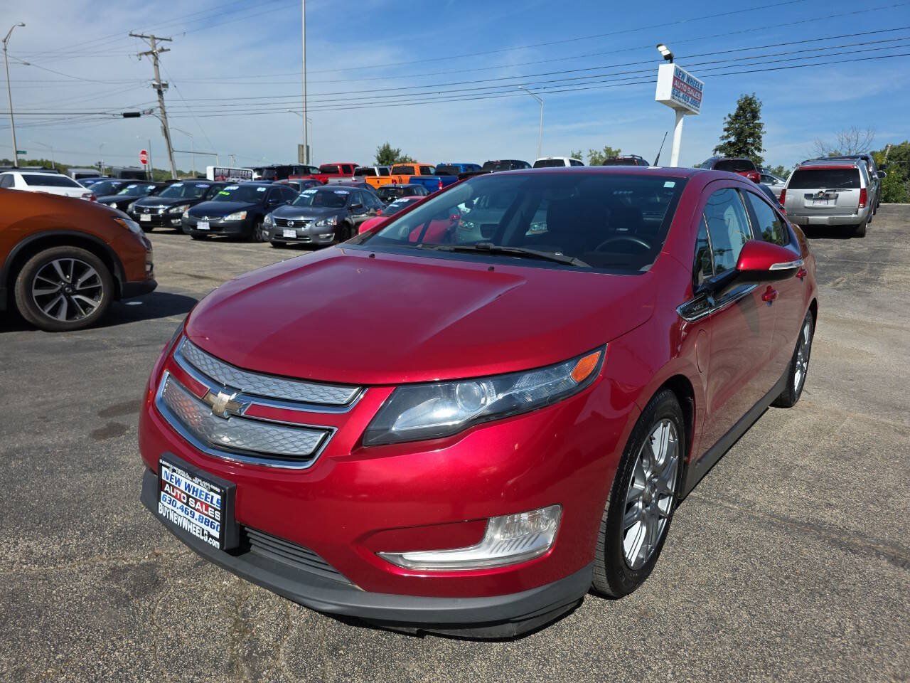 Used 2013 Chevrolet Volt Premium w/ Premium Trim Package FWD image 1