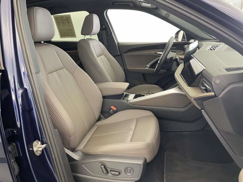 Certified 2025 Audi Q5 Premium w/ Premium Plus AWD/4WD image 23