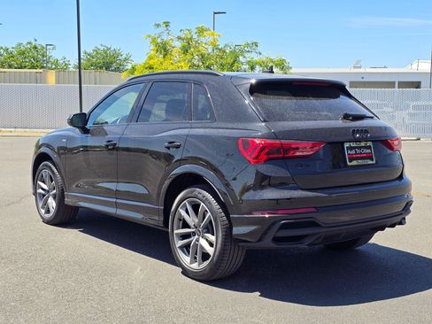 Certified 2025 Audi Q3 2.0T Premium w/ Convenience Package AWD/4WD image 3