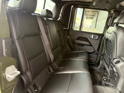 Used 2022 Jeep Gladiator Rubicon w/ LED Lighting Group image 18