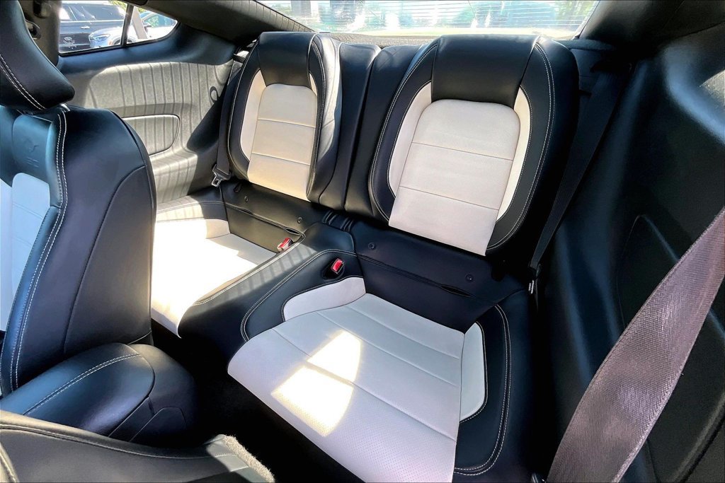 Used 2015 Ford Mustang 50 Years RWD image 25