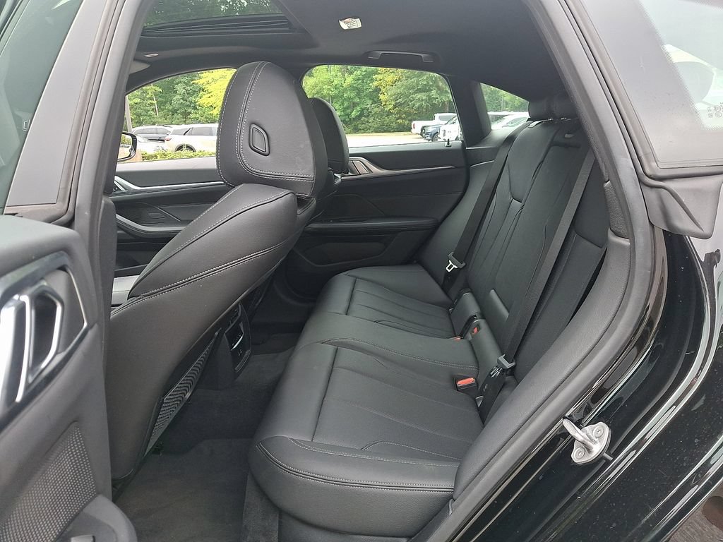 Used 2023 BMW i4 eDrive40 w/ Premium Package RWD image 10