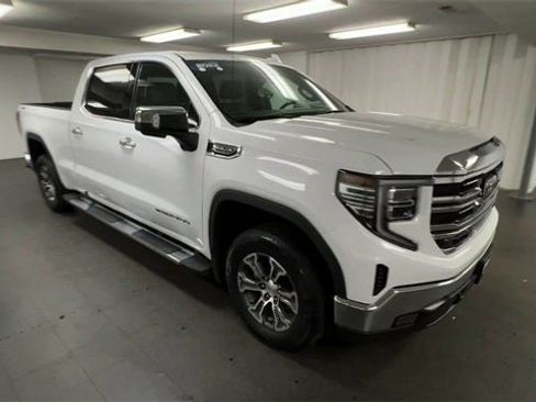 Certified 2022 GMC Sierra 1500 SLT w/ SLT Convenience Package image 43