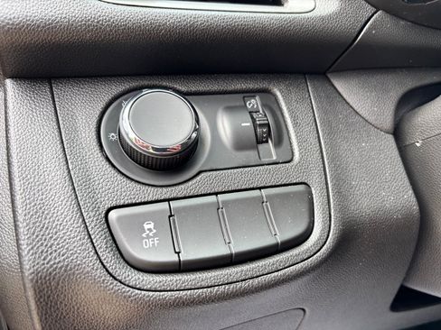 Used 2021 Chevrolet Spark LS FWD image 16