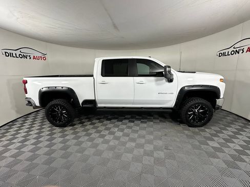 Used 2022 Chevrolet Silverado 2500 LT w/ Convenience Package AWD/4WD image 8