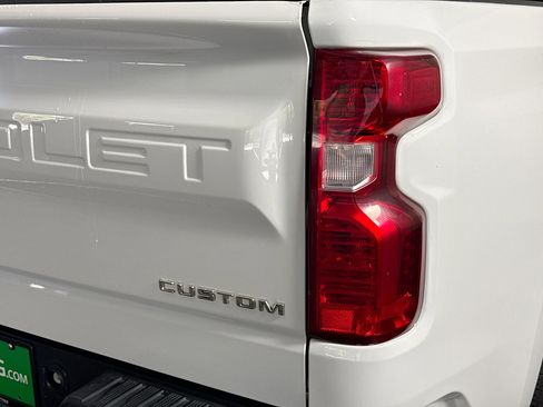 Used 2023 Chevrolet Silverado 1500 Custom RWD image 32
