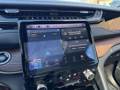 Used 2024 Jeep Grand Cherokee Summit w/ Adv Protech Group IV image 27