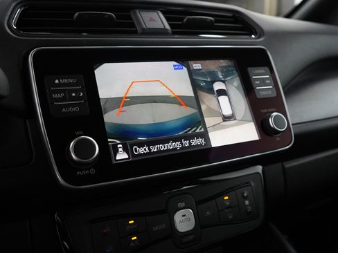 Used 2024 Nissan Leaf SV Plus image 22