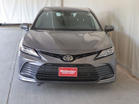 Used 2024 Toyota Camry LE AWD/4WD image 3