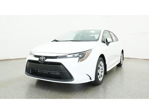 New 2026 Toyota Corolla LE FWD image 32
