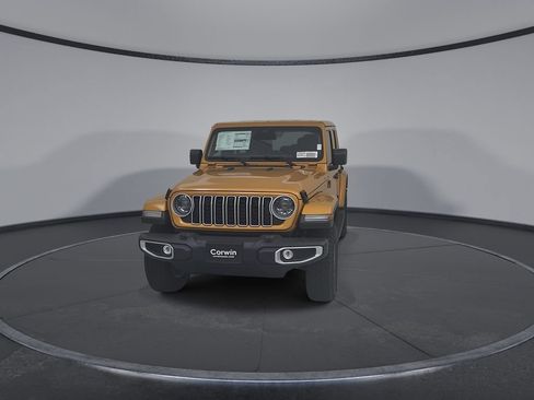 New 2026 Jeep Wrangler Unlimited Sahara AWD/4WD image 4