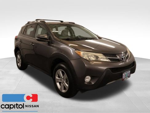 Used 2014 Toyota RAV4 XLE FWD image 1