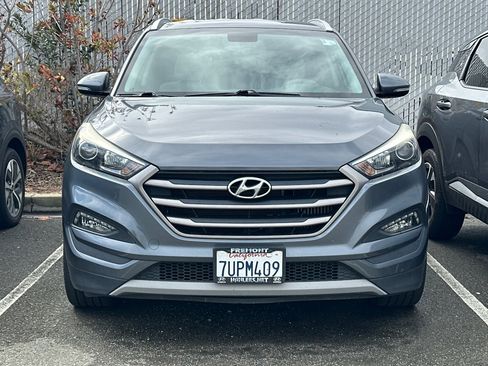 Used 2016 Hyundai Tucson Sport image 5
