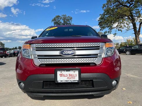 Used 2013 Ford Explorer XLT AWD/4WD image 3