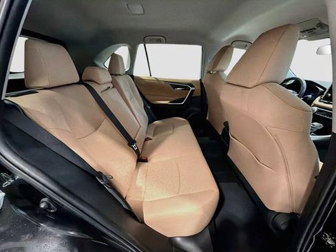 Certified 2024 Toyota RAV4 XLE FWD image 22