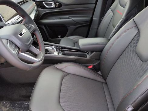 New 2026 Jeep Compass Trailhawk w/ Sun, Sound & Navigation Group image 12