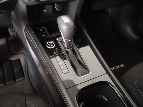 Used 2024 Nissan Kicks SV w/ Interior Electronics Package FWD image 7