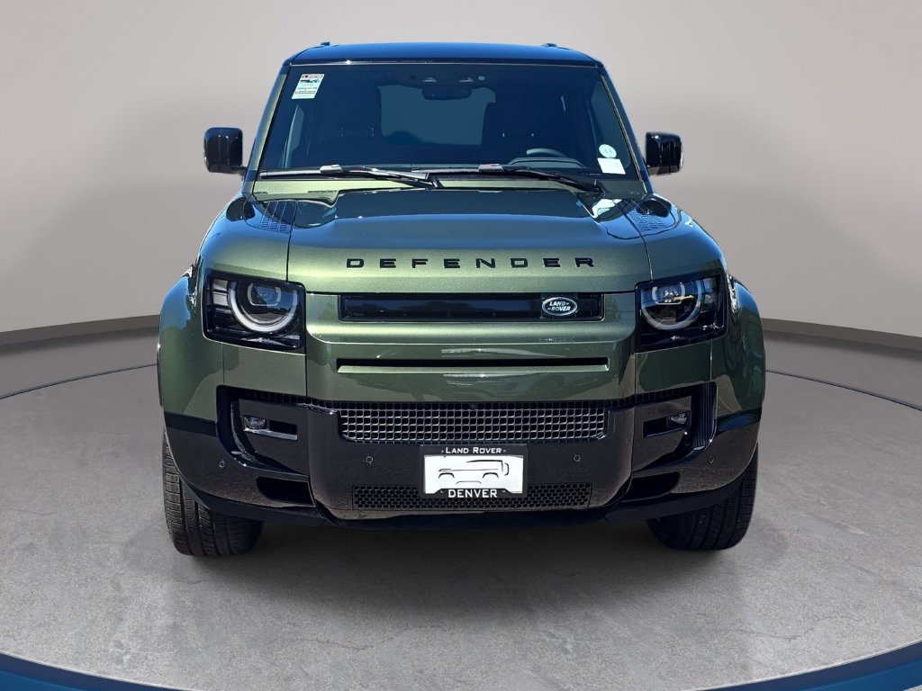New 2026 Land Rover Defender 110 X-Dynamic SE AWD/4WD image 2